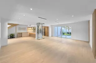 729 NE 17th Terrace, Fort Lauderdale, FL 33304 - Photo 8