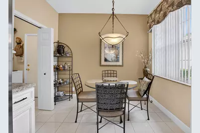 10632 Royal Caribbean Circle, Boynton Beach, FL 33437 - Photo 6