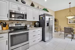10632 Royal Caribbean Cir, Boynton Beach, FL 33437 - Photo 6