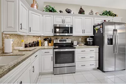 10632 Royal Caribbean Circle, Boynton Beach, FL 33437 - Photo 4
