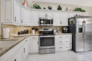 10632 Royal Caribbean Cir, Boynton Beach, FL 33437 - Photo 4