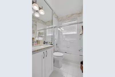 10632 Royal Caribbean Circle, Boynton Beach, FL 33437 - Photo 16