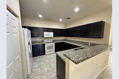9136 SW 227th Terrace #9136, Cutler Bay, FL 33190 - Photo 6