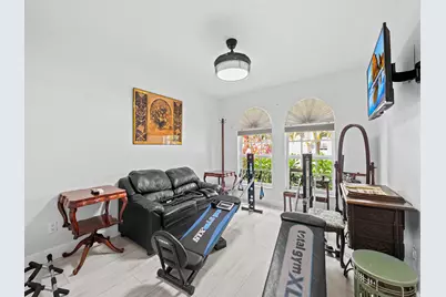 1750 W Oak Knoll Circle, Davie, FL 33324 - Photo 20