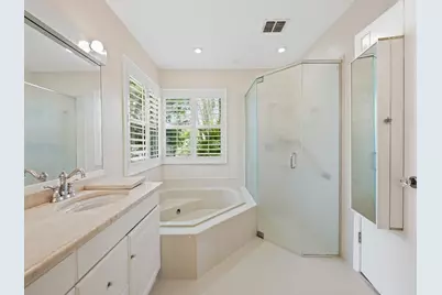 1750 W Oak Knoll Circle, Davie, FL 33324 - Photo 26