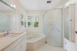 1750 W Oak Knoll Cir, Davie, FL 33324 - Photo 26