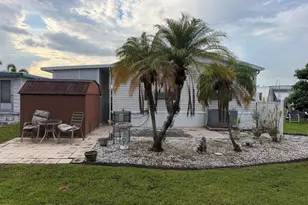 2141 SW 87th Terrace, Davie, FL 33324 - Photo 2