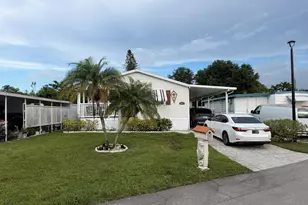 2141 SW 87th Terrace, Davie, FL 33324 - Photo 1