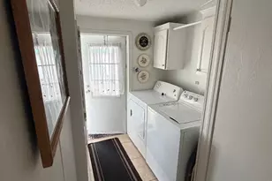 2141 SW 87th Terrace, Davie, FL 33324 - Photo 6