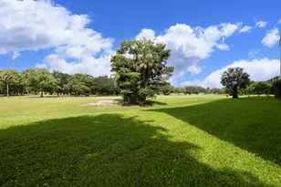 575 Oaks Ln, Pompano Beach, FL 33069 - Photo 36