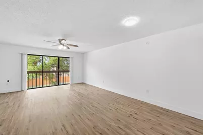 4012 Del Rio Way, Sunrise, FL 33351 - Photo 6