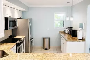 3111 NE 51st St, Fort Lauderdale, FL 33308 - Photo 8