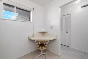2615 Garden Dr N, Lake Worth, FL 33461 - Photo 8