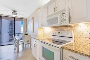 4200 N Ocean Dr, Singer Island, FL 33404 - Photo 14