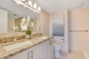 4200 N Ocean Dr, Singer Island, FL 33404 - Photo 8