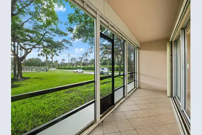 550 SW 137 Avenue #L114, Pembroke Pines, FL 33027 - Photo 4