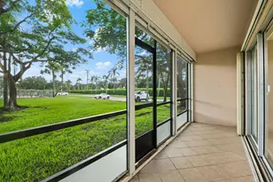 550 SW 137th Ave, Pembroke Pines, FL 33027 - Photo 4