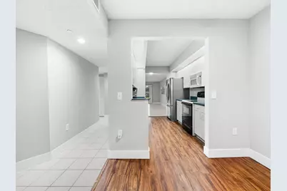 550 SW 137 Avenue #L114, Pembroke Pines, FL 33027 - Photo 16