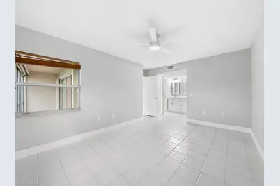 550 SW 137 Avenue #L114, Pembroke Pines, FL 33027 - Photo 18