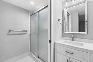550 SW 137th Ave, Pembroke Pines, FL 33027 - Photo 28