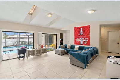 4409 NW 112th Avenue, Coral Springs, FL 33065 - Photo 2