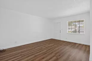 2391 NE 11th Ct, Pompano Beach, FL 33062 - Photo 10