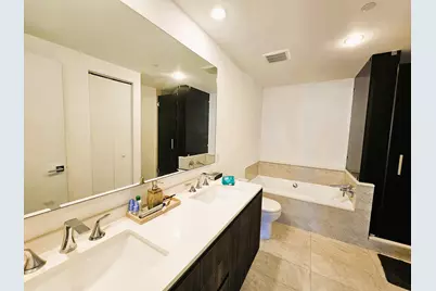 488 NE 18th Street #Apt 3508, Miami, FL 33132 - Photo 10