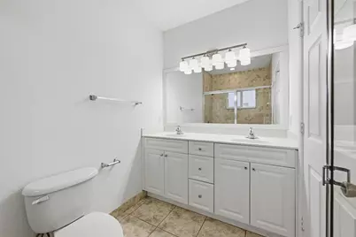 911 NE 12th Avenue, Pompano Beach, FL 33060 - Photo 24