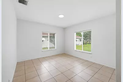 911 NE 12th Avenue, Pompano Beach, FL 33060 - Photo 16