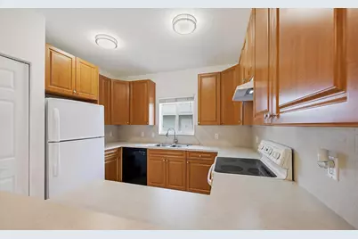 911 NE 12th Avenue, Pompano Beach, FL 33060 - Photo 12