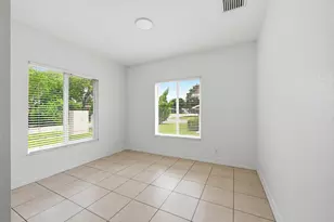 911 NE 12th Ave, Pompano Beach, FL 33060 - Photo 18