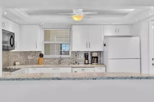 303 N Riverside Dr, Pompano Beach, FL 33062 - Photo 6