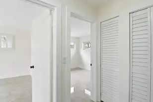 21020 Highland Lakes Blvd, Miami, FL 33179 - Photo 24