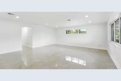 21020 Highland Lakes Boulevard, Miami, FL 33179 - Photo 4