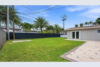 21020 Highland Lakes Boulevard, Miami, FL 33179 - Photo 46
