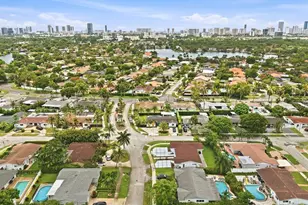 21020 Highland Lakes Blvd, Miami, FL 33179 - Photo 60
