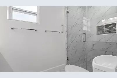 21020 Highland Lakes Boulevard, Miami, FL 33179 - Photo 36