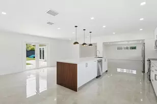 21020 Highland Lakes Blvd, Miami, FL 33179 - Photo 14
