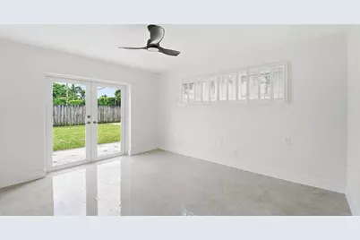 21020 Highland Lakes Boulevard, Miami, FL 33179 - Photo 32