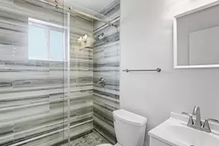 21020 Highland Lakes Blvd, Miami, FL 33179 - Photo 18