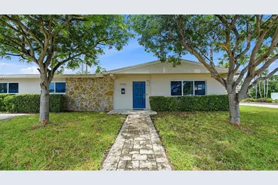 21020 Highland Lakes Boulevard, Miami, FL 33179 - Photo 2