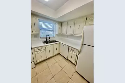 2521 Emory Drive W #F, West Palm Beach, FL 33415 - Photo 8