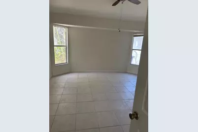533 NW Avon Avenue, Port Saint Lucie, FL 34983 - Photo 4