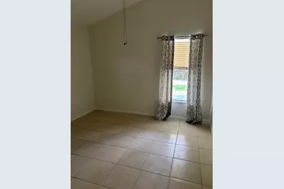 533 NW Avon Avenue, Port Saint Lucie, FL 34983 - Photo 8