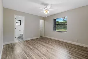 9 VÃ­a De Casas Norte, Boynton Beach, FL 33426 - Photo 8