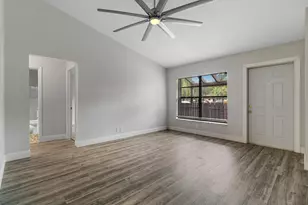 9 VÃ­a De Casas Norte, Boynton Beach, FL 33426 - Photo 4