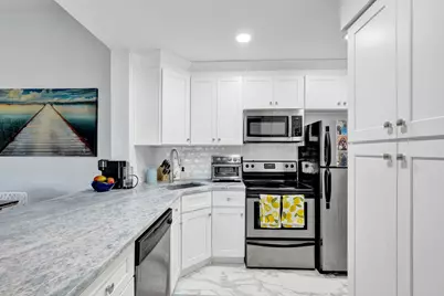 1008 Green Pine Boulevard #D3, West Palm Beach, FL 33409 - Photo 6