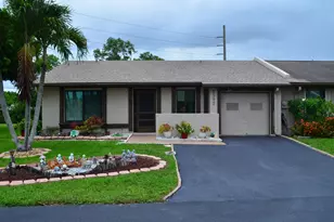 5392 Viburnum Cir, Delray Beach, FL 33484 - Photo 2