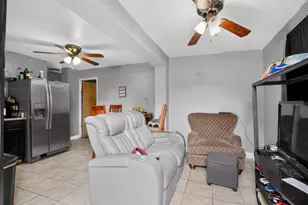 608 NW 15th Ave, Pompano Beach, FL 33069 - Photo 2