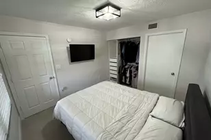 235 City View Dr, Fort Lauderdale, FL 33311 - Photo 6